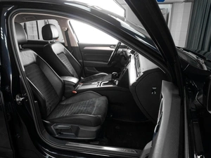 Седан Volkswagen Passat 2016 года, 1979000 рублей, Тюмень