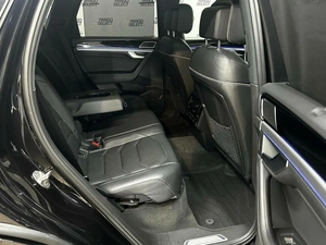 Внедорожник Volkswagen Touareg 2019 года, 4992000 рублей, Красноярск