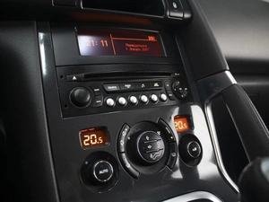 Внедорожник Peugeot 3008 2012 года, 580000 рублей, Омск