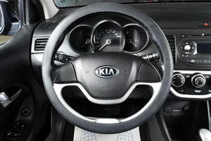 Хетчбэк Kia Picanto 2013 года, 799000 рублей, Тюмень