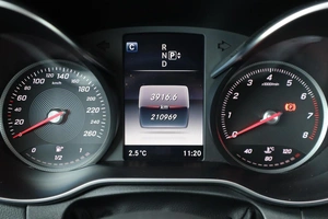 Седан Mercedes-benz C-класс 2015 года, 2120000 рублей, Мирное