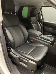 Внедорожник Land Rover Discovery 2017 года, 3900000 рублей, Красноярск