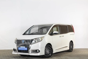 Минивэн Toyota Noah 2014 года, 1669000 рублей, Тюмень