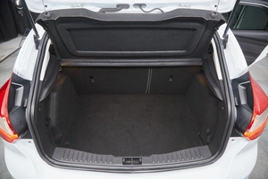 Хетчбэк Ford Focus 2013 года, 799000 рублей, Красноярск
