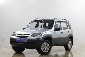Внедорожник Chevrolet Niva 2010 года, 399000 рублей, Новокузнецк