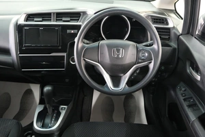 Хетчбэк Honda Fit 2019 года, 1249000 рублей, Омск