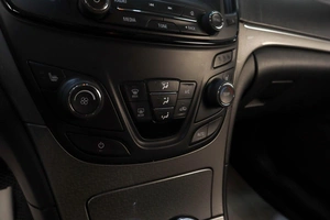 Лифтбек Opel Insignia 2013 года, 769000 рублей, Челябинск