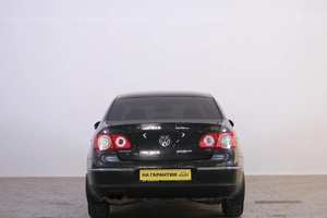Седан Volkswagen Passat 2008 года, 779000 рублей, Омск