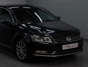 Седан Volkswagen Passat 2013 года, 1197000 рублей, Красноярск