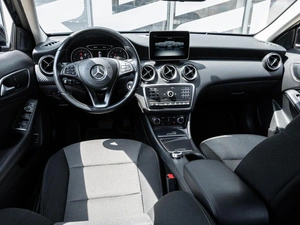 Внедорожник Mercedes-benz GLA-класс 2018 года, 2025000 рублей, Ставрополь