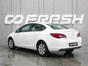 Седан Opel Astra 2014 года, 924000 рублей, Воронеж