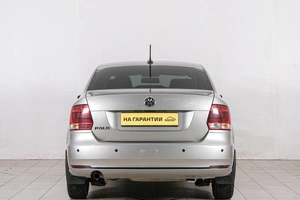 Седан Volkswagen Polo 2017 года, 999000 рублей, Красноярск