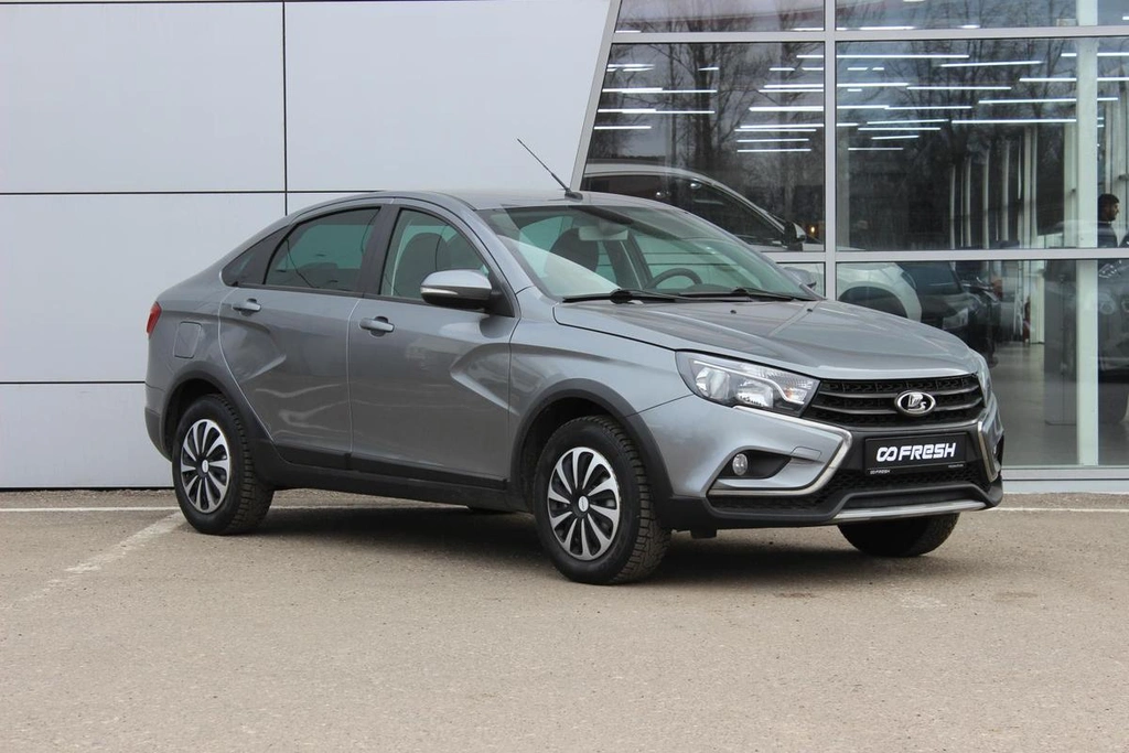 Седан ВАЗ (LADA) Vesta Cross 2018 года, 940000 рублей, Ярославль