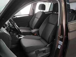 Внедорожник Volkswagen Tiguan 2020 года, 2369000 рублей, Воронеж
