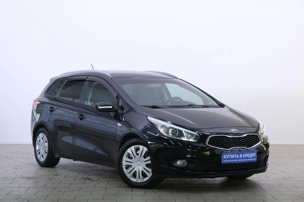 Универсал Kia Ceed 2013 года, 1019000 рублей, Омск