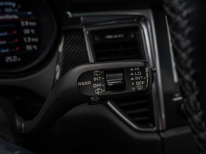 Внедорожник Porsche Macan GTS 2016 года, 3700000 рублей, Краснодар