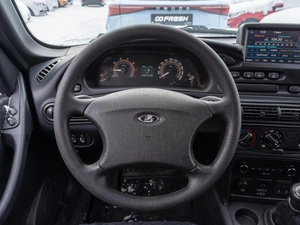 Внедорожник ВАЗ (LADA) Niva Travel 2024 года, 1359000 рублей, Саратов