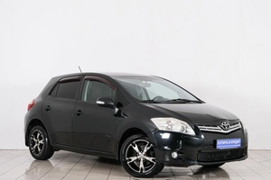 Хетчбэк Toyota Auris 2011 года, 999000 рублей, Красноярск