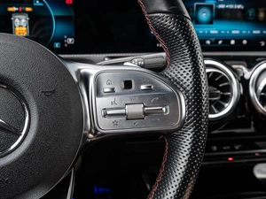 Седан Mercedes-benz CLA-класс 2021 года, 3050000 рублей, Краснодар