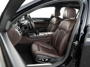 Седан BMW 7 серия 2017 года, 3634434 рублей, Москва