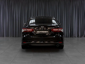 Седан Toyota Camry 2019 года, 2189000 рублей, Тюмень