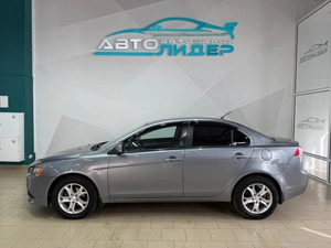 Седан Mitsubishi Lancer 2013 года, 940000 рублей, Красноярск