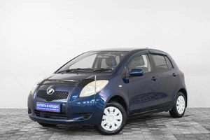 Хетчбэк Toyota Vitz 2005 года, 499000 рублей, Кемерово