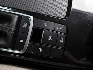 Седан Kia Optima 2017 года, 1897000 рублей, Воронеж