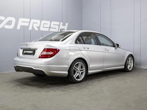 Седан Mercedes-benz C-класс 2012 года, 1800000 рублей, Омск