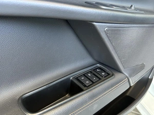 Седан Jaguar XE 2019 года, 2730000 рублей, Уфа
