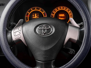 Седан Toyota Corolla 2007 года, 799000 рублей, Тюмень