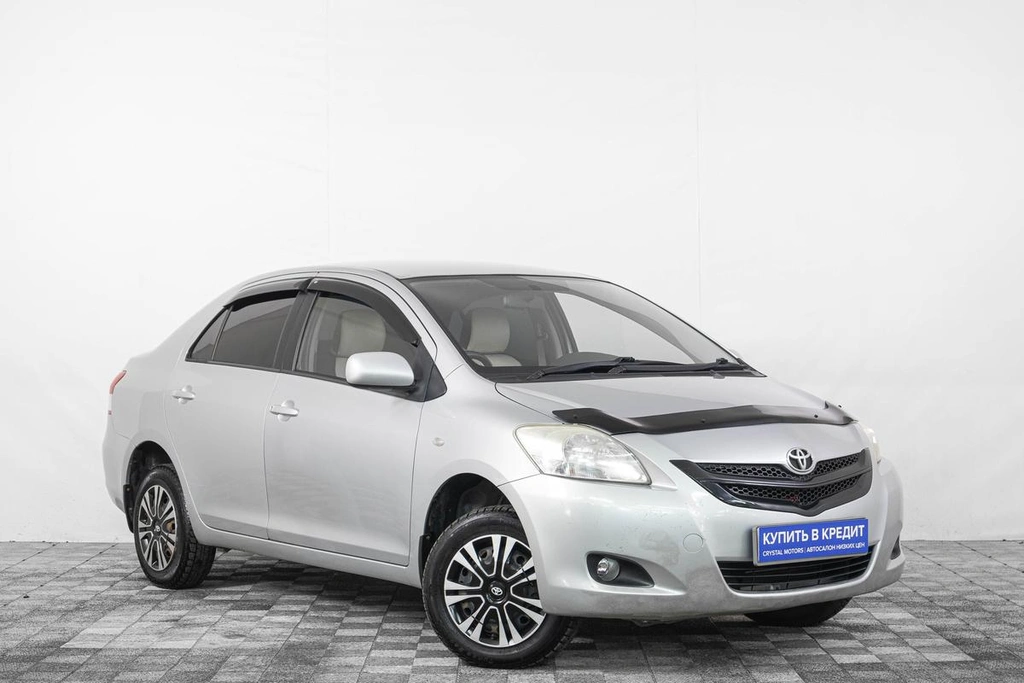 Седан Toyota Belta 2008 года, 629000 рублей, Кемерово