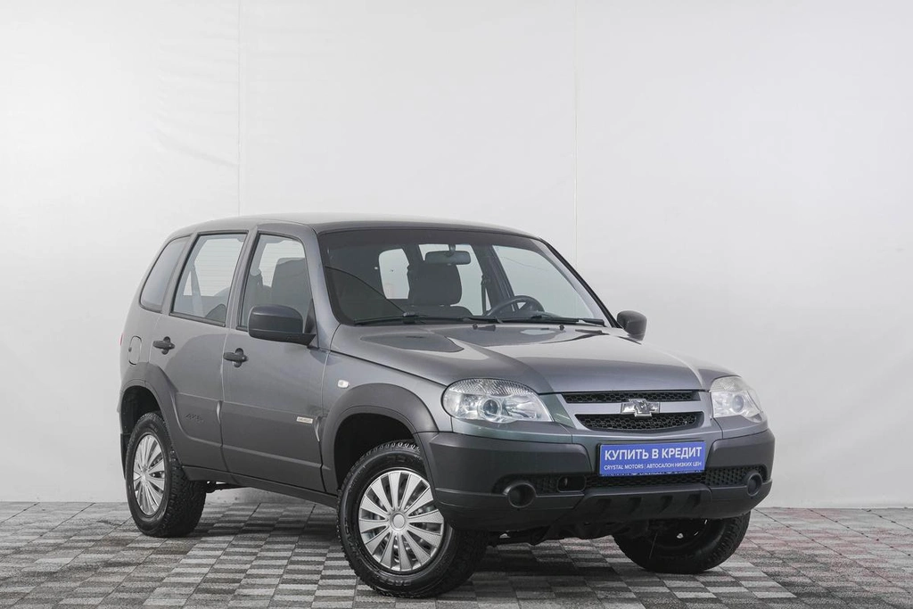 Внедорожник Chevrolet Niva 2017 года, 799000 рублей, Кемерово