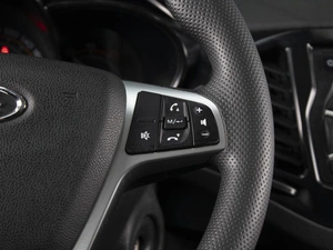 Седан ВАЗ (LADA) Vesta 2018 года, 900000 рублей, Омск