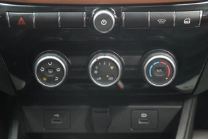 Седан ВАЗ (LADA) Vesta Cross 2023 года, 1639000 рублей, Омск