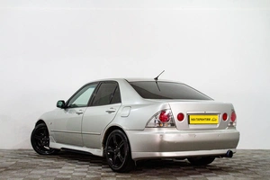 Седан Toyota Altezza 1999 года, 609000 рублей, Сургут