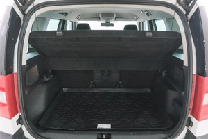 Внедорожник Skoda Yeti 2013 года, 909000 рублей, Красноярск