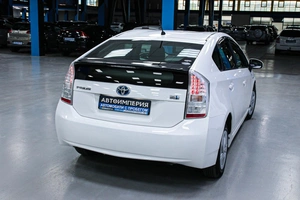 Лифтбек Toyota Prius 2011 года, 1048000 рублей, Солонцы
