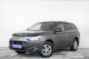 Внедорожник Mitsubishi Outlander 2014 года, 1609000 рублей, Кемерово