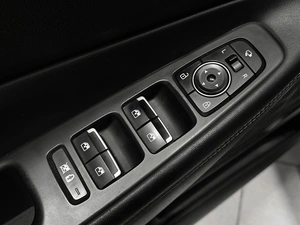 Внедорожник Hyundai Santa Fe 2019 года, 2990000 рублей, Красноярск