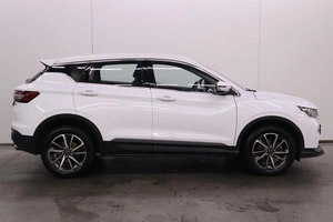 Внедорожник Geely Coolray 2023 года, 1695000 рублей, Брянск