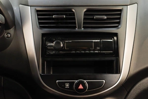 Хетчбэк Hyundai Solaris 2015 года, 859000 рублей, Челябинск