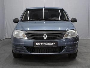 Седан Renault Logan 2012 года, 530000 рублей, Омск