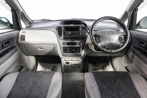 Минивэн Toyota Nadia 2000 года, 629000 рублей, Новосибирск