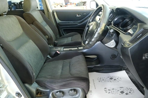 Внедорожник Toyota Kluger 2001 года, 879000 рублей, Омск