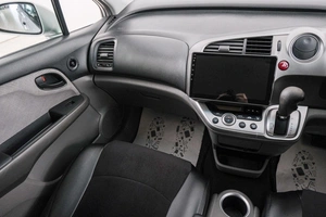 Минивэн Honda Stream 2010 года, 999000 рублей, Красноярск