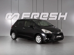 Хетчбэк Toyota Vitz 2018 года, 980000 рублей, Красный Пахарь