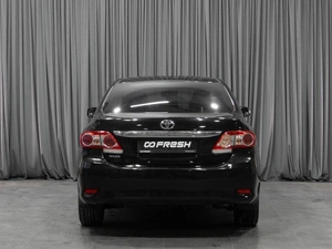 Седан Toyota Corolla 2011 года, 899000 рублей, Тюмень
