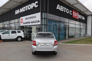 Седан ВАЗ (LADA) Granta 2023 года, 830000 рублей, Мирное