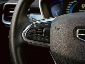 Внедорожник Geely Coolray 2023 года, 1690000 рублей, Краснодар